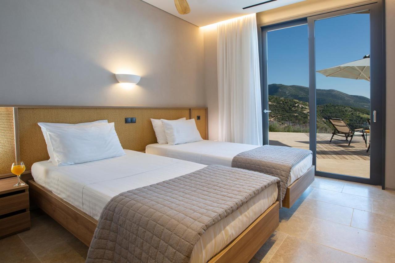 Blooms Of Sivota Bay - Luxury Villas With Private Heated Pool Buitenkant foto